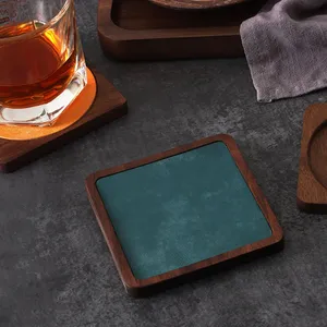 Sous-verres durables en bois faits à la main, non toxiques et durables avec des motifs élégants, parfaits pour les tables basses, les bars et la décoration intérieure - Product Image 1