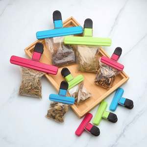 Clips Portátiles para Bolsas, Selladores de Alimentos y Snacks, Pinzas Selladoras de Plástico, Herramienta de Organización de Cocina - Product Image 2