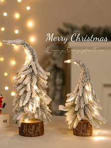Mini décorations de Noël en cèdre floqué PE pour bureau, ambiance hivernale - Product Image 3
