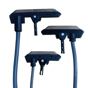 Escobilla de carbón colectora de corriente KEDO MKD-100A para grúa apiladora con riel conductor electrónico integrado - Product Image 2
