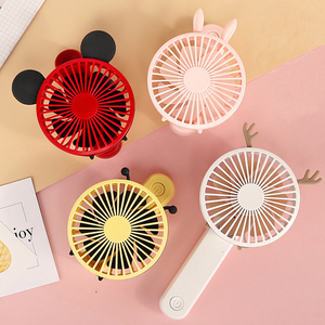 Dessin animé lapin cerf tenue pliant ventilateur Portatif Ventilateur Veilleuse Debout USB De Charge Pour <span class=keywords><strong>Jouet</strong></span> En Plein Air Activités Merchant - Product Image 2