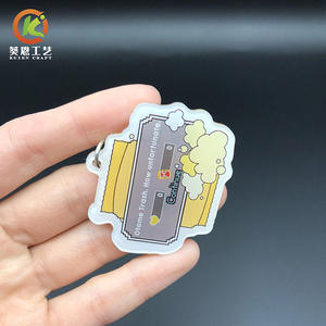 Porte-clés en plastique Anime personnalisé écologique avec porte-clés en acrylique à bord non clair - Product Image 5