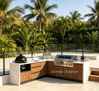 Cuisine extérieure modulaire élégante et durable avec barbecue, évier et four à pizza pour villa de style campagnard