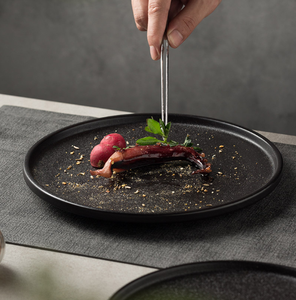 <span class=keywords><strong>Assiette</strong></span> à dîner en céramique noire et <span class=keywords><strong>blanche</strong></span> mate avec finition texturée, pour steak, <span class=keywords><strong>restaurant</strong></span> et repas modernes à la maison - Product Image 3