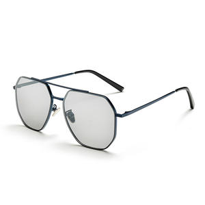 Gafas de Sol Polarizadas de Alta Gama para Hombre 2026, Nuevas Gafas de Piloto con Espejo Tipo Toad, Montura Metálica y Lentes TAC, Gafas de Sol de Lujo - Product Image 4