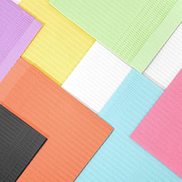Bavoirs jetables imperméables 3 plis CLDT, modèle CLDT230310-02, pour usage médical