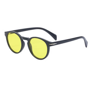 Gafas de Sol Estilo David Retro, Montura Negra de PC, Protección UV400, Unisex, Modernas, para Viajes - Product Image 5