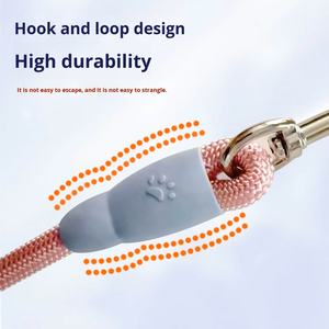 Многофункциональный поводок для собак с двумя крючками, цветной нейлоновый шнур, мягкая ручка из пены EVA, взрывобезопасный, для ношения на поясе, без рук - Product Image 5