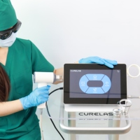 Appareil de thérapie laser haute intensité de classe IV personnalisé avec logo OEM pour centre de réadaptation animale