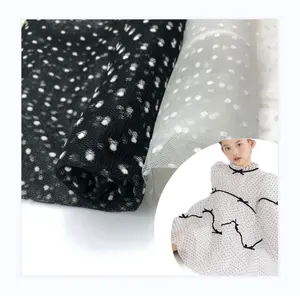 Elbise için % 100% polyester yumuşak İsviçre polka dot akın desen baskılı tül örgü kumaş