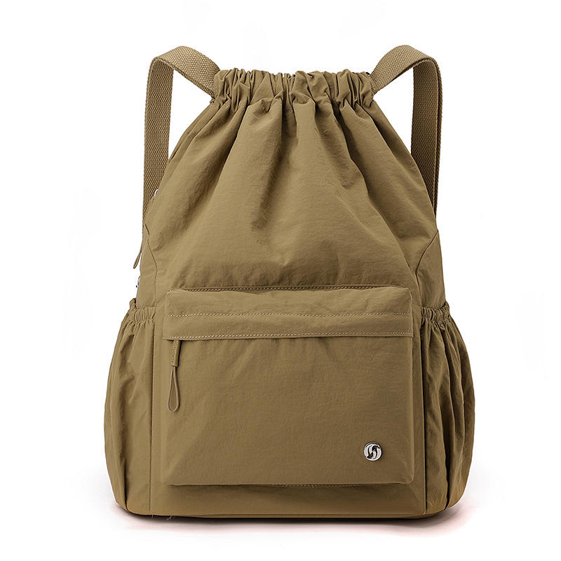 สีดำสีกากี