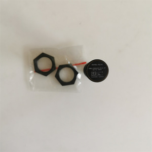 Capteur de proximité Pepperl+Fuchs NRB5-18GM50-E2-C-V1 inductif 50 mm IP67 18 V Corps en laiton - Product Image 3