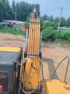 Excavatrice sur chenilles CAT 323D 23T d'occasion avec système hydraulique fiable pour travaux <span class=keywords><strong>de</strong></span> terrassement lourds, faible nombre d'heures <span class=keywords><strong>de</strong></span> fonctionnement - Product Image 4