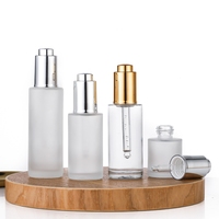 Opérateur professionnel de commerce électronique, excellent en anglais, extraction de mots-clés pour les flacons en verre, compte-gouttes, produits cosmétiques scellés