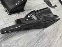 Le compartiment moteur en fibre de carbone sèche couvre la tubulure d'admission pour Ferrari 458 Italia