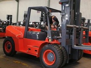 Высокостабильный и безопасный дизельный вилочный погрузчик LONKING 13.5 тонн LG135DT для использования в портах и на складах - Product Image 4
