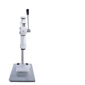 Máquina de crimpado de botellas de perfume hecha a mano para mesa, fácil de operar, pequeña, para crimpado de perfumes y tapado de cuellos de perfume - Product Image 1