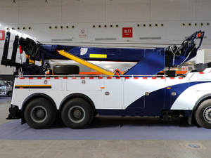 6x4 シノトラック ディーゼル レッカー車 一体型牽引車 重機回収・牽引・吊り上げ装置 - Product Image 6