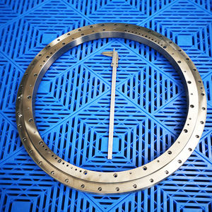 Cuscinetto di Rotazione Personalizzato 230.20.0400.013 per Gru con Tavola Rotante - Product Image 1