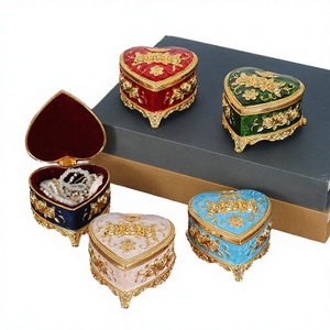 Boîte à bijoux de luxe simple et élégante de style européen et coréen, boîte à bijoux en forme de rose, coffret cadeau en métal pour princesse, boîte de rangement en velours pour bijoux - Product Image 4