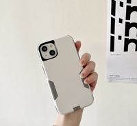 Étui pour iPhone 16e, 15, 14 et 13 - Noir, fin et résistant, format de poche, avec protection des ports