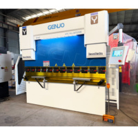 Presse plieuse hydraulique CNC à 2 axes pour tôles, avec contrôleur Cybelec 8, pour la fabrication métallique
