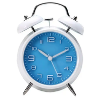 Réveil à cloche de 4 pouces Réveil de table analogique en métal avec cadran 3d avec fonction de rétroéclairage Horloge de table de bureau