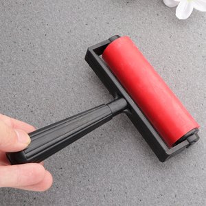 10cm Print making Rubber Roller Soft <span class=keywords><strong>Brayer</strong></span> Craft Projekte Tinte und Stanz werkzeuge mit roter Farbe