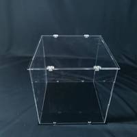 Vitrine d'exposition moderne en acrylique transparent de haute qualité, respirante, anti-rouille, pour figurines, avec couvercles à assembler et démontables