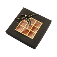Boîte-cadeau d'emballage en papier kraft biodégradable de luxe avec logo personnalisé diviseurs de biscuits au chocolat et bonbons fantaisie gaufrage