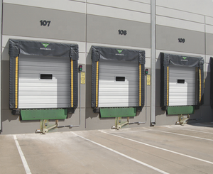 Puerta Seccional de PVC de movimiento rápido de alta calidad Mejor precio Diseño moderno Opciones de color disponibles Diferentes tamaños para exterior - Product Image 1