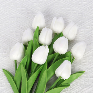 Ins Style Flexible Longue Durée Tulipe <span class=keywords><strong>Fleurs</strong></span> Artificielles de Haute Qualité pour la Décoration Intérieure Photographie de Mariage - Product Image 3