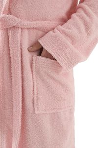 เสื้อคลุมอาบน้ำโรงแรมห้าดาว โรแมนติก ผ้าฝ้าย 100% หนานุ่ม ตัดเย็บแบบซาติน คอปกเชือกผูก สีชมพู ODM ความยาวระดับเข่า แห้งเร็ว คุณภาพสูง - Product Image 4