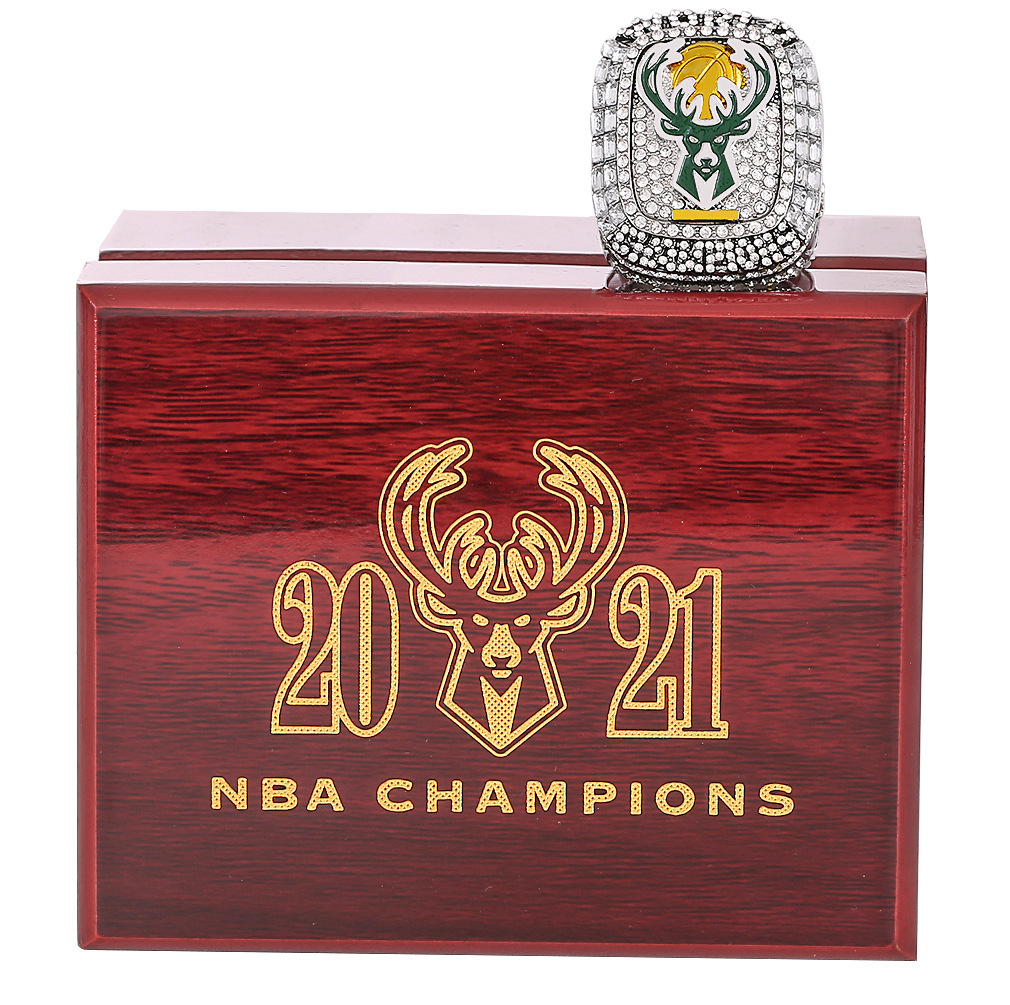 Anillo con estuche de alta gama (2021)