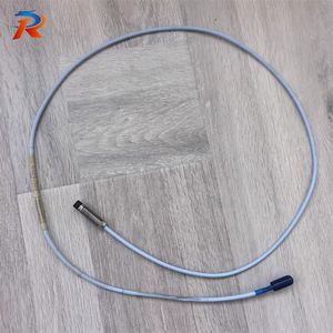 330101-00-28-0 5-01-RU传感器延伸电缆联邦快递/敦豪快递 - Product Image 1