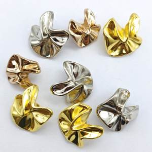 Bottoni Premium in Lega di Zinco a Forma di Fiore, Bottoni Metallici Plissettati per Abiti e Cappotti, Design Popolare - Product Image 5