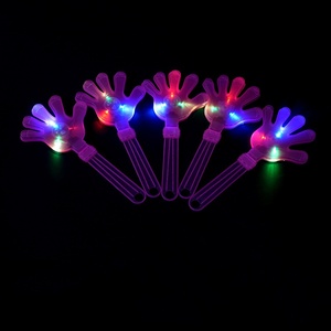 Wholesale Plastic Hand Clappers with <b>LED</b> Lights, Hand‑Shaped Clap Noisemakers, Party Sports Cheering Props - Product Image 4