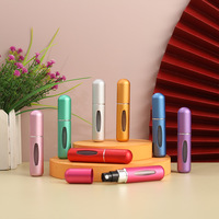 Flacon vaporisateur de parfum de luxe rechargeable 5ml 8ml en verre avec estampage doré pour cosmétiques