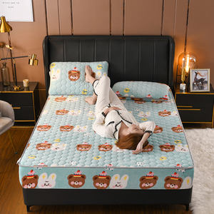 Sábana acolchada de poliéster 100% de estilo nórdico, de lujo, de alta calidad, agradable a la piel, gruesa, con estampado Floral, recién llegado para hoteles - Product Image 2