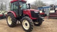 Ventes bas prix tout nouveau mini-tracteur à roues FMWORLD WD1304M de machines agricoles à grande vitesse haute puissance avec cabine