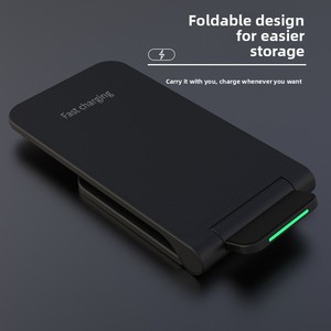 Supporto di Ricarica Wireless 15W Pieghevole con Porta Type-<span class=keywords><strong>C</strong></span> Modello S25 per <span class=keywords><strong>iPhone</strong></span> e Telefoni Cellulari, Caricatore Rapido - Product Image 2