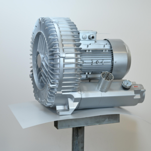 Souffleur d'air annulaire triphasé haute performance JQT12500B 12,5 kW 1650 m³/h, pompe à vide industrielle pour la collecte de poussière et l'aération - Product Image 2
