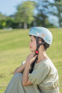 Billionsports 096M Leichter ABS+EPS Fahrradhelm im Peppermint Daisy-Stil, Halbschalenhelm - Product Image 3
