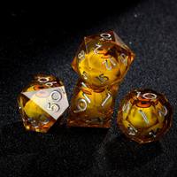 Ensemble de 7 dés en résine liquide à bords tranchants, dés polyédriques transparents avec remplissage brillant pour RPG