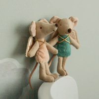 Peluche Souris Ailée Mignonne et Confortable, Tissu Ultra Doux, Compagnon en Coton PP, Jouet Décoratif pour Chambre d'Enfant, 14 Ans