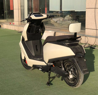 Moto électrique directe usine 2000W 60V 31-40km/h Moteur sans balais Étanche Contrôle par application Motos électriques de rue d'origine usine
