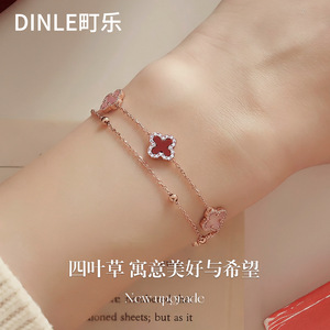 สร้อยข้อมือโคลเวอร์สี่แฉก Dinle สีโรสโกลด์ ตัวเรือนโลหะผสมสังกะสี ประดับเพชร เป็นของขวัญสำหรับผู้หญิง สร้อยข้อมือแฟชั่นสวยงาม - Product Image 1