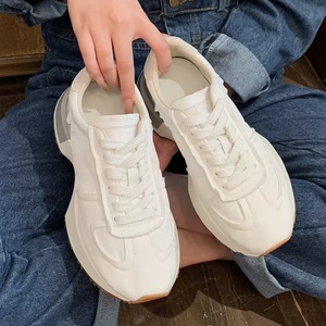 Zapatillas de entrenamiento MJL con suela gruesa - Diseño a rayas blancas y negras para aumentar la altura, calzado informal para parejas, ideal para el día a día. - Product Image 3