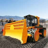 Compacteur de déchets pour déchets industriels et ménagers, déchets volumineux ou débris de construction, distribués, grossièrement mélangés et compactés
