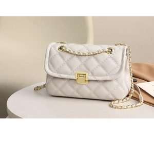 New <b>Chain</b> Bag Shoulder Purse Designer <b>Handbag</b> Brands Ladies Woven Leather Luxury <b>Handbags</b> for Women - Product Image 3